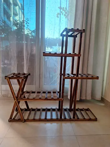 Plant stand