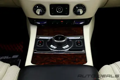 2016 ROLLS-ROYCE GHOST — миниатюра 13