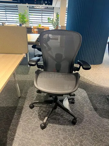 Graphite Remastered V2 Version Herman Miller Aeron Chair Fully Adjustable Size C