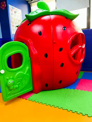 Plastic Strawberry Playhouse for Toddlers — Indoor Playground Playhouse