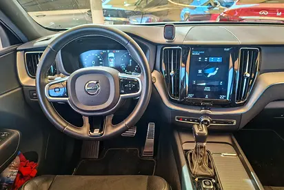 صورة 10 لـ 2019 Volvo XC60