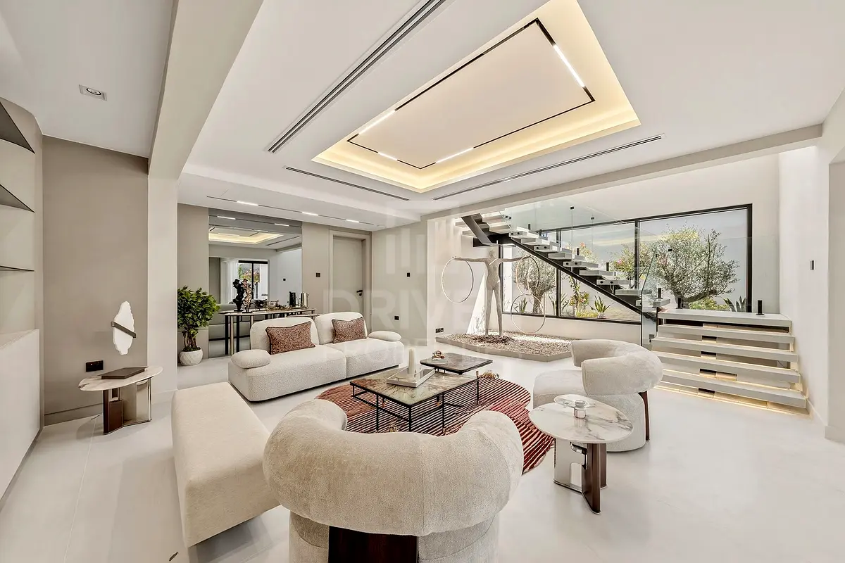 Fully Upgraded | Private Pool | Smart System