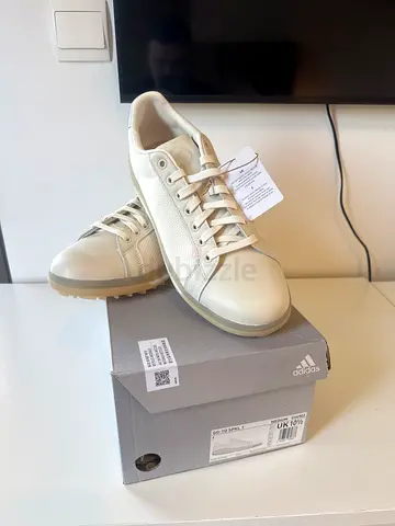 Mens Adidas Go to Spikeless golf shoes. size 10.5 (see box) - new
