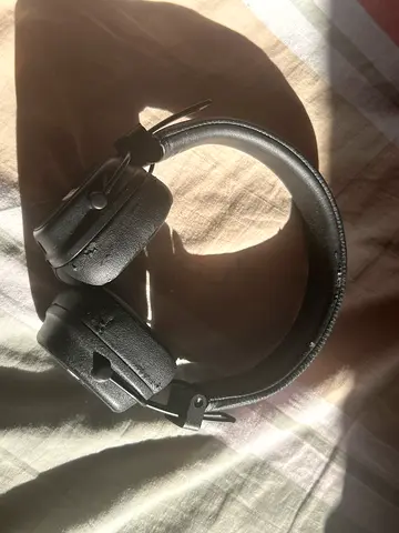 marshall major IV headphones