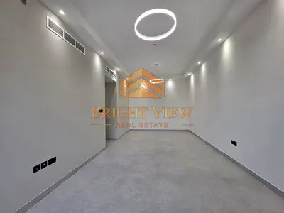 Spacious 3BR Apartment | Closed kitchen | close to metro | Large Balcony