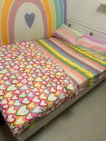 Bed and study table(without chair) for 40aed dismantled ready to pick up