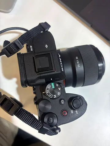 Sony A74 with sony 50mm lens