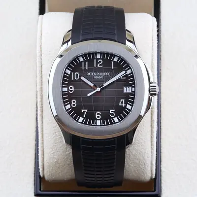 Patek Philippe Aquanaut Automatic Stainless Steel Mens Watch