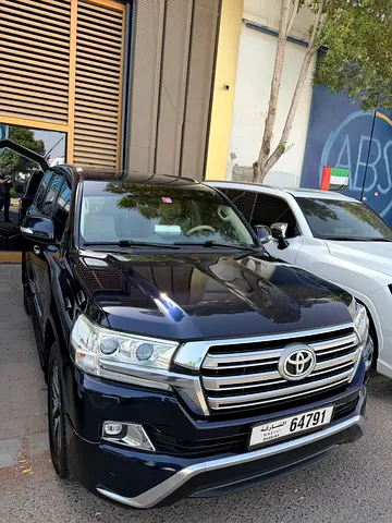 Toyota Land Cruiser VXR 2016 GCC Specs