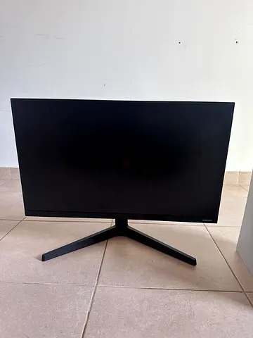 27-inch Samsung LED Monitor - Good Condition