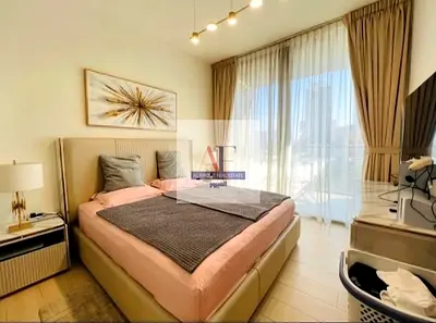 Spacious Layout | Study Room | Vacant