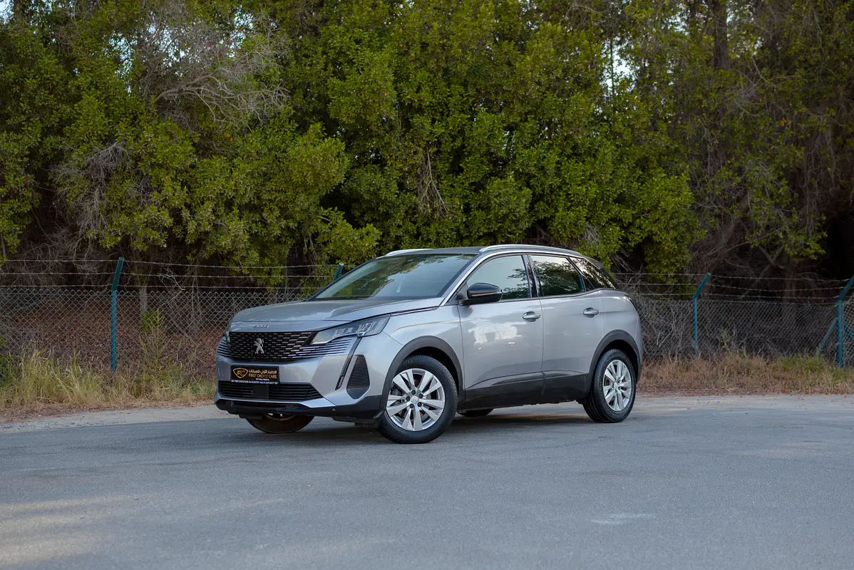 Peugeot 3008 2023 — photo 1 of 18