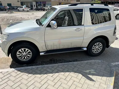Mitsubishi Pajero GLS 2012 GCC Specs - Excellent Condition