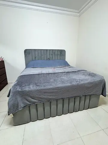 King Size Aesthetic Gray Bed w/Storage