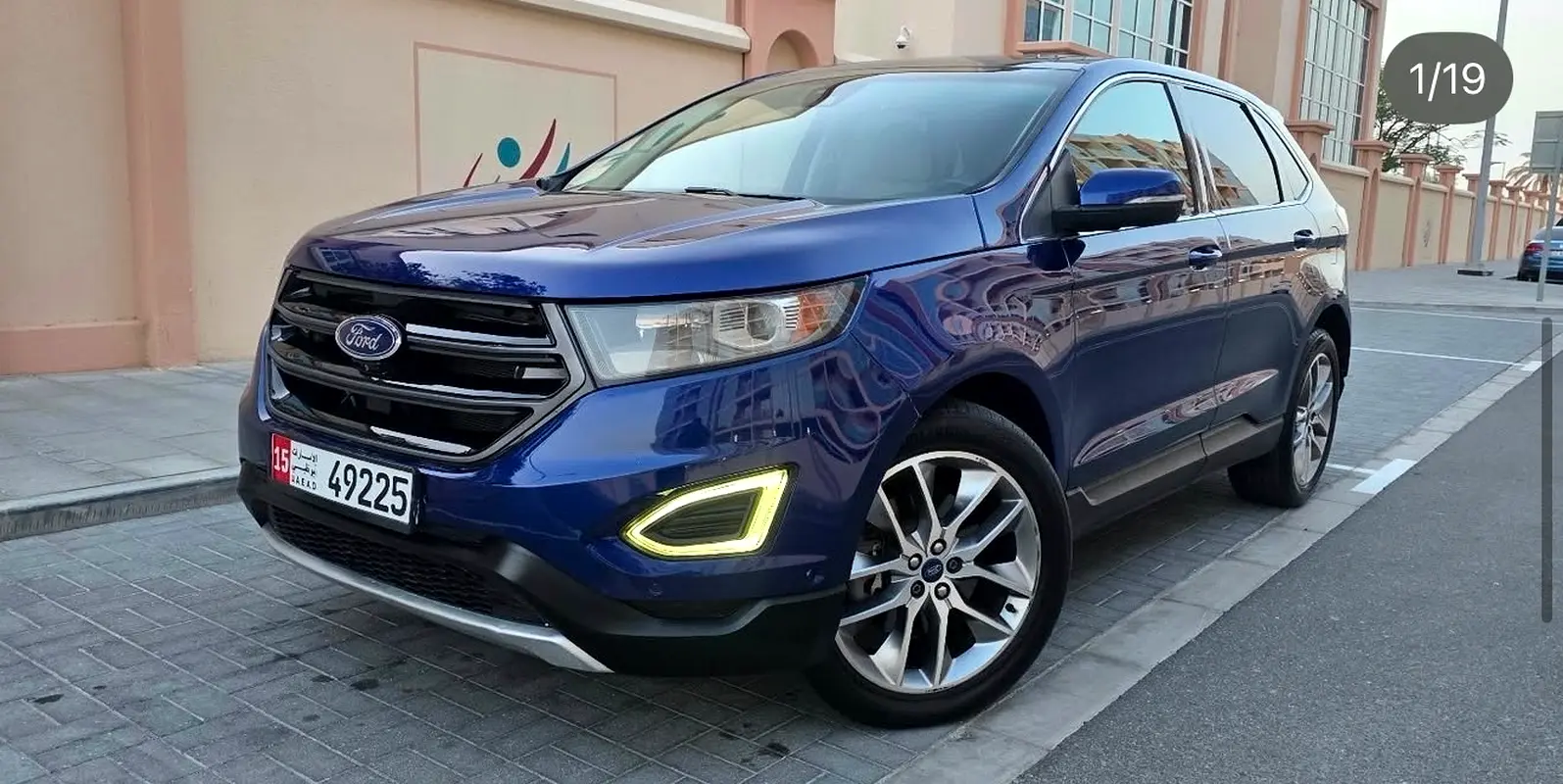 Ford Edge 2015 — photo 1 of 5