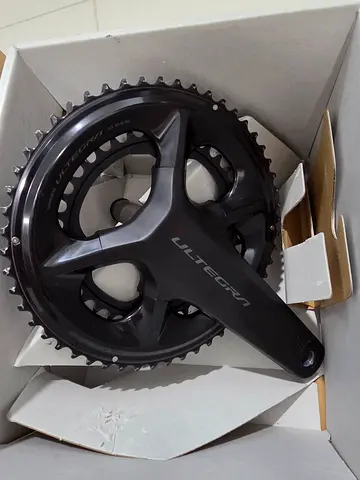 Shimano Ultegra FC-R8100 12-Speed Crankset 52-36T (170mm) - Lightly Used