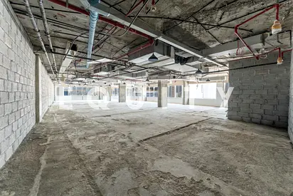 Bare Unit | 13 Parking Spaces | Canal View