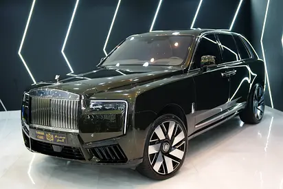 2025 Rolls-Royce Cullinan, Illuminated Grille, Rear Entertainment, Starlight, Dealer Warr + Serv!!