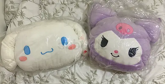 Brand new in packaging sanrio super soft and squishy plushies cinnamoroll and kuromi