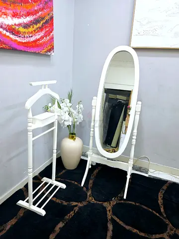 White Free-Standing Oval Dressing Mirror with Matching Valet Stand