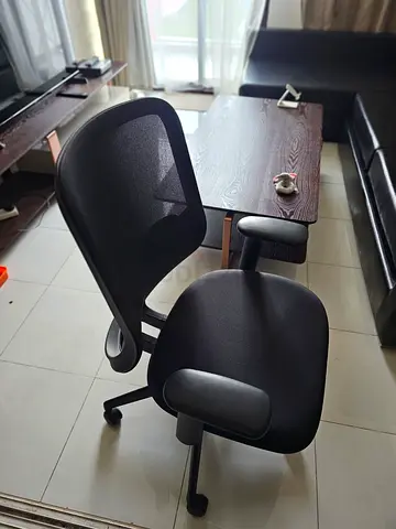Ergonomic office chair - Excellent / New condition