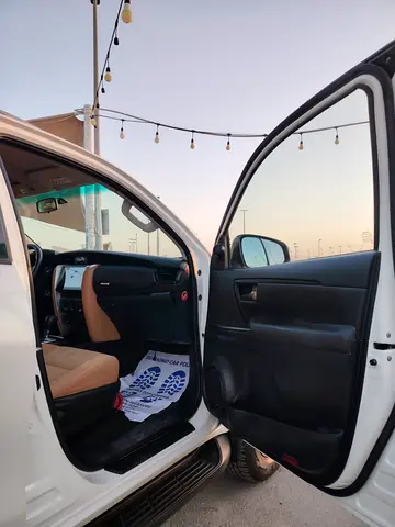 2017 Toyota FORTUNER 照片 13