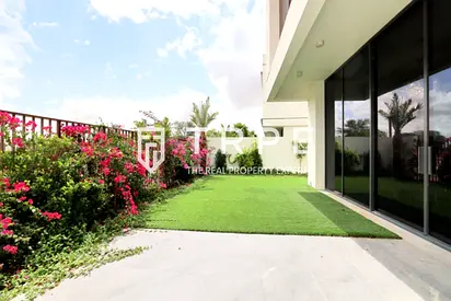 Single Row | Brand New | Furnished | Vacant