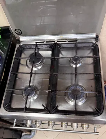 Bompani Used 4-Burner Gas Stove with Oven