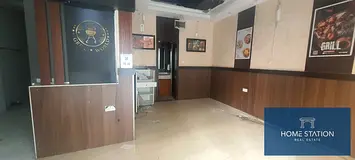 UNIQUE LOCATION SHOP AVILABLE NEAR MALL OF EMIRATES