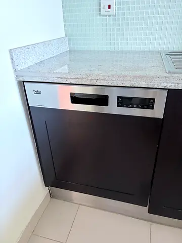 Built-in Beko Dishwasher - Stainless Front, 1yr old