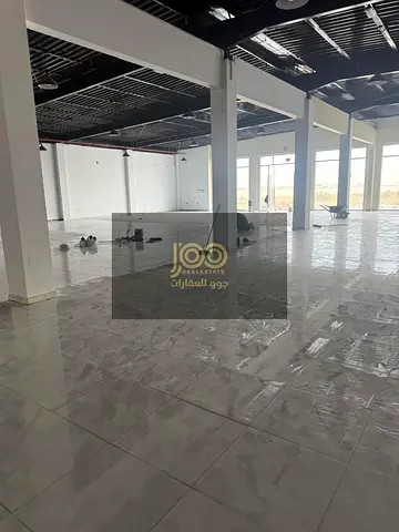 مناسب للأنشطة التجارية والصناعية والمعارض ومراكز التوزيع\ الكهرباء220