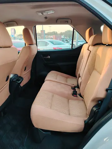 2017 Toyota FORTUNER 照片 10