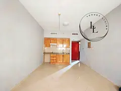 Beautiful studio available in 22k in Al. Khan area.