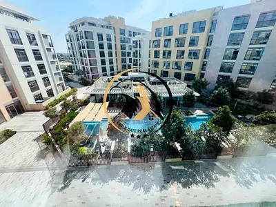 FULLY FURNISHED 2 BHK AVAILABLE IN COMMUNITY| LUXURY LIFE STYLE | WITH ALL AMENITIES