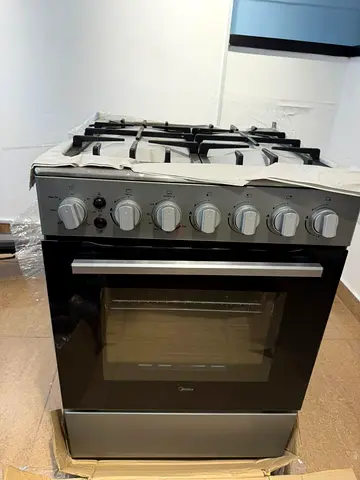 4-Burner Gas Cooker with Oven