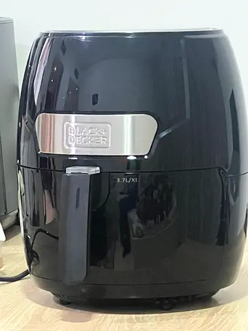 Black+Decker 3.7L Air Fryer - Good Condition