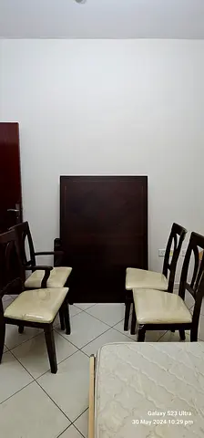 Brown Strong dinning table - 8 chairs