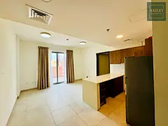 1BR Apartment | Large Terrace | Pool &amp; Gym | Downtown City View