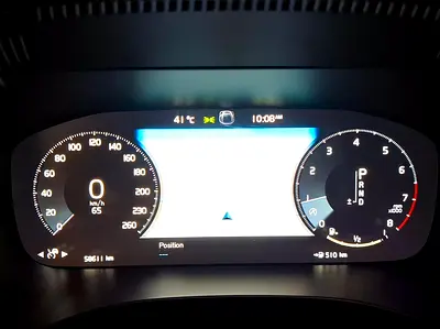 صورة 15 لـ 2021 Volvo XC60