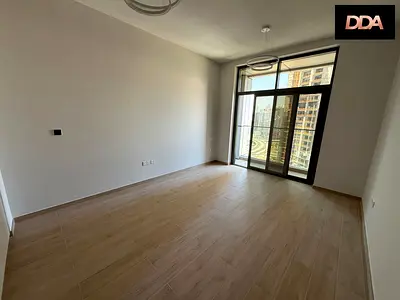 READY TO MOVE | CITY LIVING | SPACIOUS STUDIO