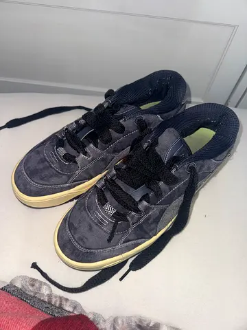 Men footwear