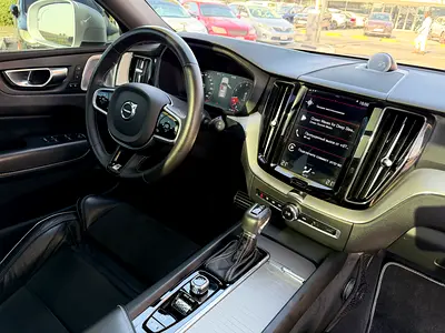 صورة 12 لـ 2018 Volvo XC60