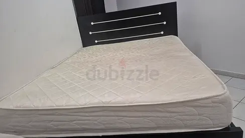 Affordable Medical Mattress - Queen Size (Comfortable Back Support)