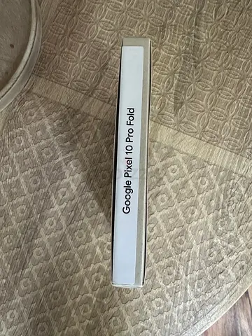 Google Pixel 10 Pro Fold - open Box