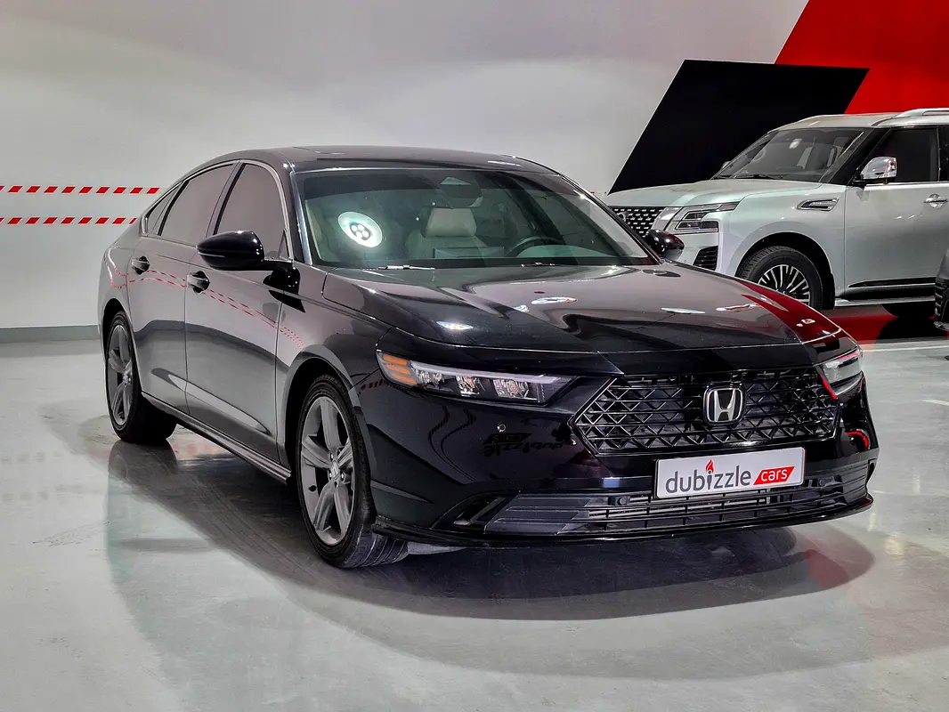 Honda Accord 2024 — photo 1 of 14