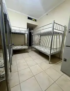 Exective bedspace for becholors
