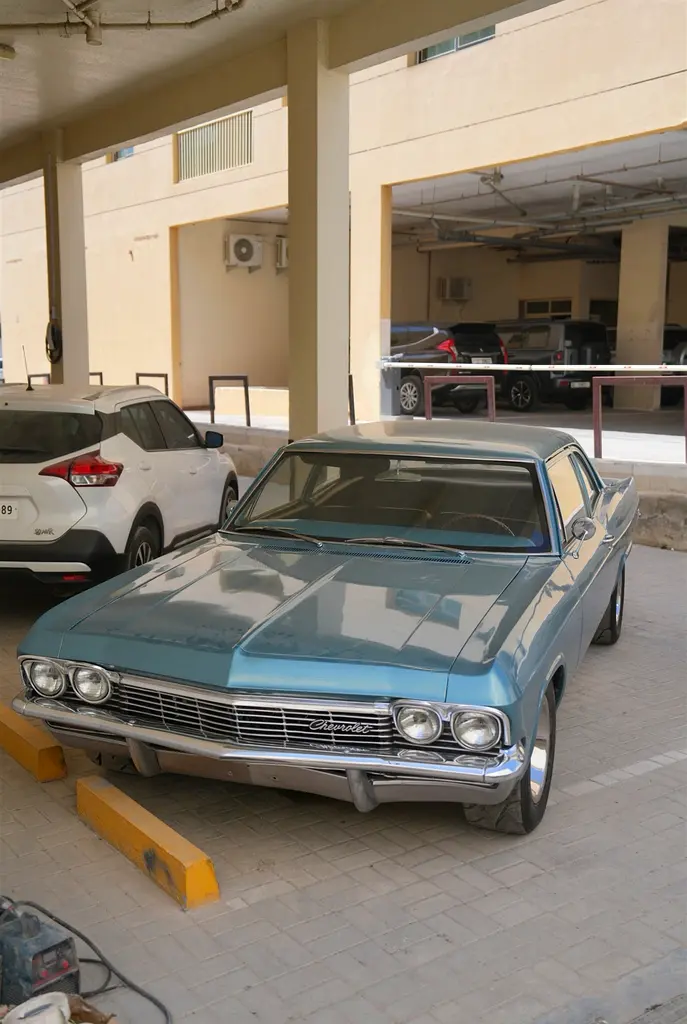 Chevrolet Impala 1965 — photo 1 of 20