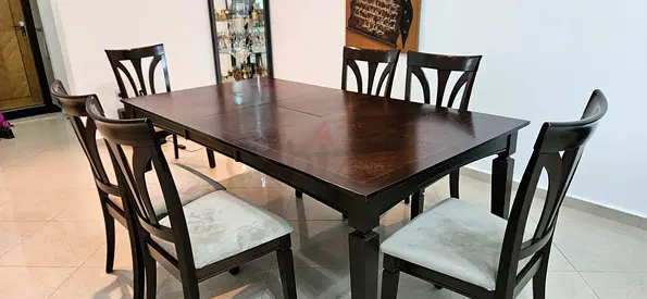 Dinning table
