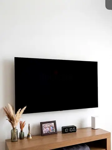 LG C1 55” OLED 4K Smart TV – Excellent Condition