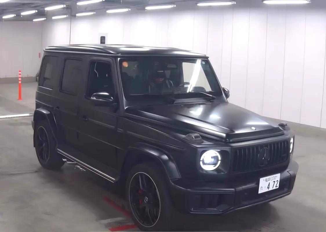 Mercedes-Benz G-Class 2025 — photo 1 of 8